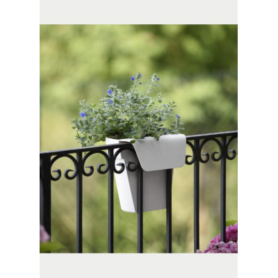 UP VASO cm. 25x20x23 h BIANCO